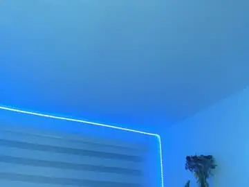 Chaturbate Live Sex Cam of agatha_marin_