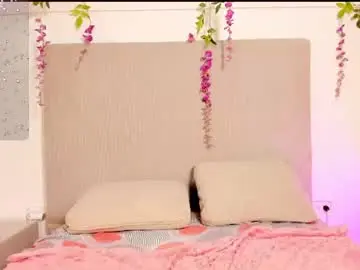 Chaturbate Sex Cam of chloe_peach_