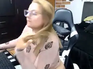 Chaturbate Best Webcam of perlagoloza05