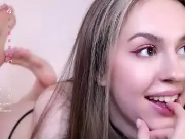 Chaturbate Live Sex Cam of milky_sofa