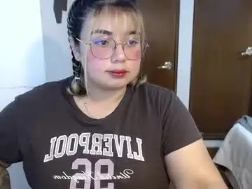 Chaturbate Live Porn of yini_angel07