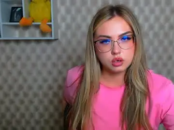 Chaturbate Watch Live Sex Cams of diamantkriss_