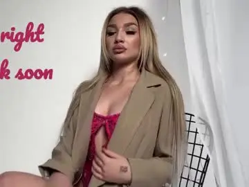 Chaturbate Watch Live Sex Cams of ellamilla