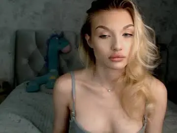Chaturbate Best live sex cam show of ellamilla