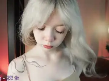 Chaturbate Watch Live Sex Cams of lunalin_