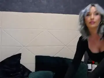 Chaturbate Nude Webcam of issasmyth