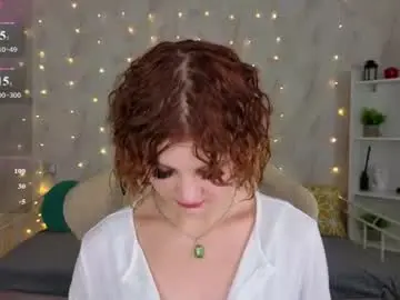 Chaturbate Live Porn of kira_fluffy