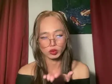 Chaturbate Watch Live Sex Cams of sexyemmawilsonxx