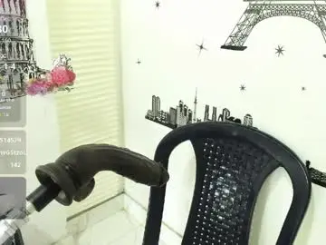 Chaturbate Watch Live Sex Cams of violett_collinss