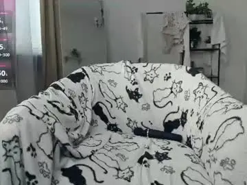 Chaturbate Live Sex Cam of glossybabe_