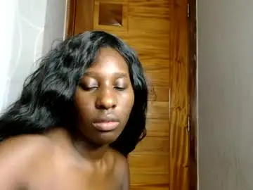 Chaturbate Live Porn of lalisa_manobal