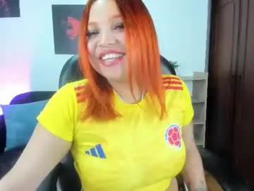 Chaturbate Free Live Porn of pamelaqueen_1