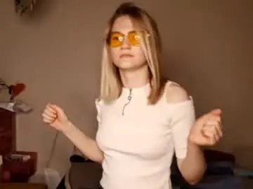 Chaturbate Adult Video Chat of shelliegoza