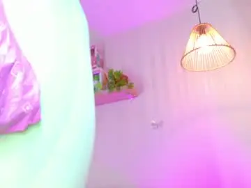 Chaturbate Live Porn of emilyy_bank