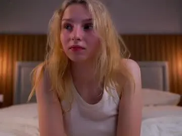 Chaturbate Sex Cam of waki_fuckie
