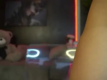 Chaturbate Live Sex Cam of carolinapetra