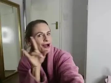 Chaturbate Free Live Porn of gymbunnie