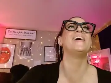 Chaturbate Free Porn Cam of milf_lacey