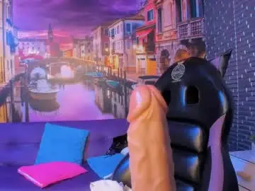 Chaturbate Live Sex Cam of tamara_velezz