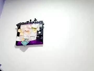 Chaturbate Nude Webcam of petiteivoryqueen