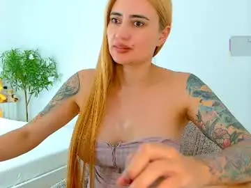 Chaturbate Live Sex Cam of pennyy__
