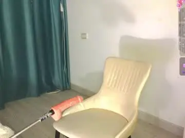 Chaturbate Live Sex Cam of hey_herbal