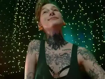 Chaturbate Live Sex Cam of littlespacemouse