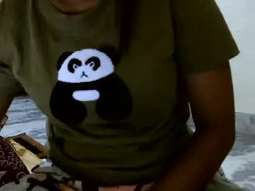 Chaturbate Live Sex Cam of parneetu_642