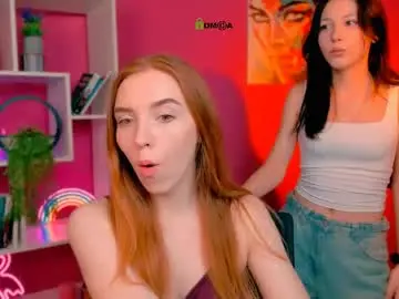 Chaturbate Adult Video Chat of stella_flower