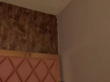 Chaturbate Live Sex Cam of megan_and_clohe