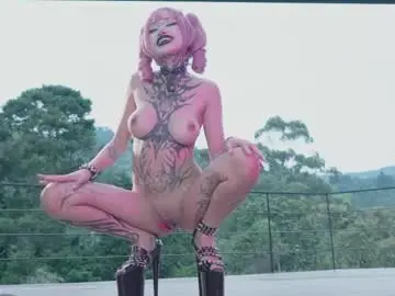 Chaturbate Live Sex Cam of goth_dolll
