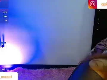 Chaturbate Live Sex of leah_moon11