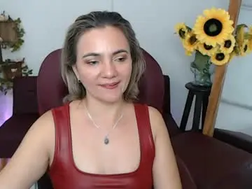 Chaturbate Adult Webcam of rebeca_milf