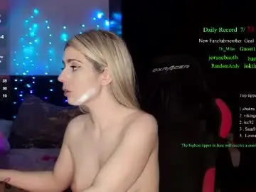 Chaturbate Nude Webcam of kimilee22