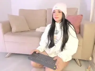 Chaturbate Nude Webcam of stormi___1