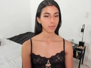 Chaturbate Live Sex Cam of mazikeen_18