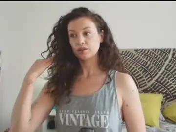 Chaturbate Live Sex of ireneblue_