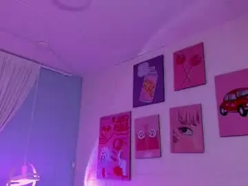 Chaturbate Live Sex Cam of cleo_foxx