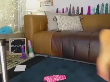 Chaturbate Watch Live Sex Cams of taylor_love_303