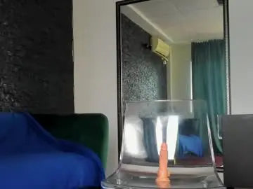 Chaturbate Live Sex of diamondmilff