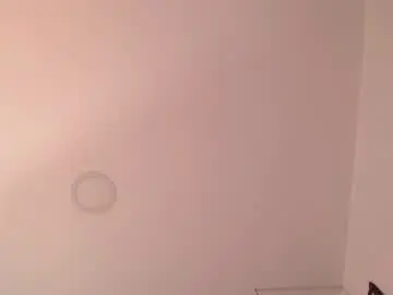 Chaturbate Live Sex Cam of tiny_cherry