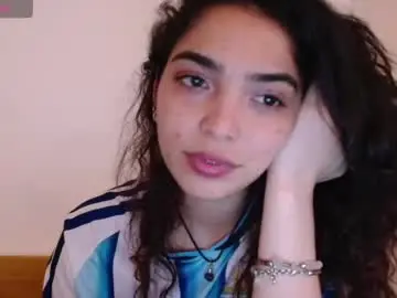 Chaturbate Best live sex cam show of ariagal