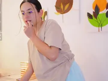 Chaturbate Live Sex Cam of hawaiibliss