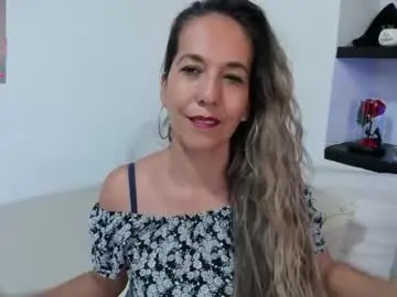 Chaturbate Live Sex Cam of laurafarrely