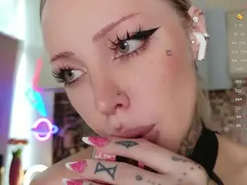 Chaturbate Live Sex Cam of 2badforyou