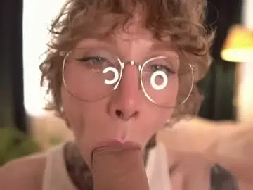 Chaturbate Adult Webcams of fuckingtoy_