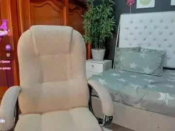 Chaturbate Live Porn of ebony_katterin