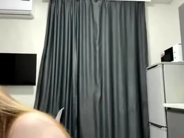 Chaturbate Live Sex Cam of angelpuffx
