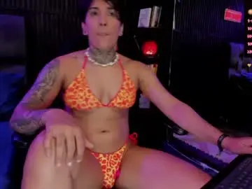Chaturbate Free Live Porn of zhoestrong
