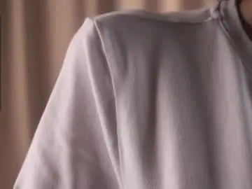 Chaturbate Live Sex Cam of sweetyoops